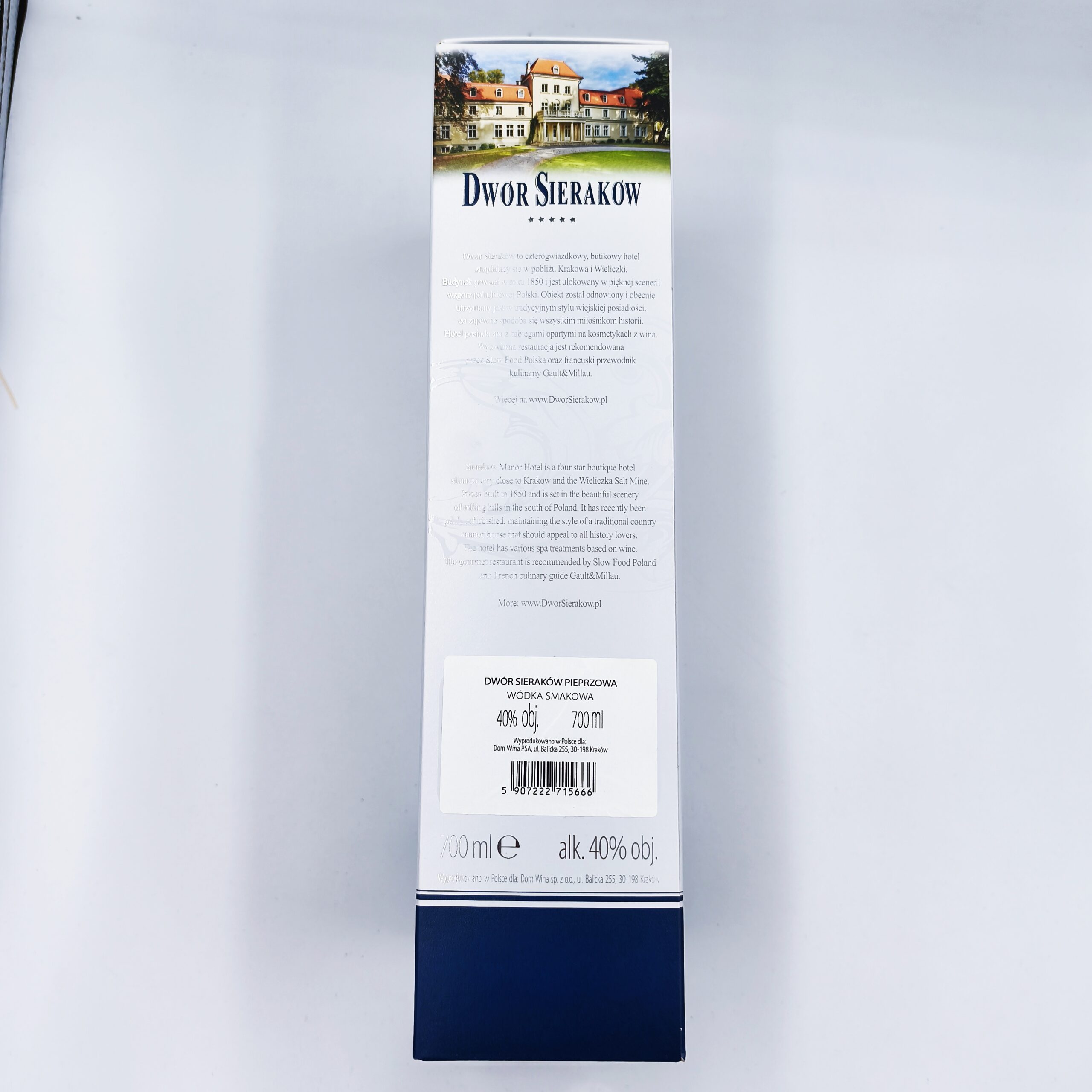 DWÓR SIERAKÓW PIEPRZOWA KARTONIK 40% 0,7L